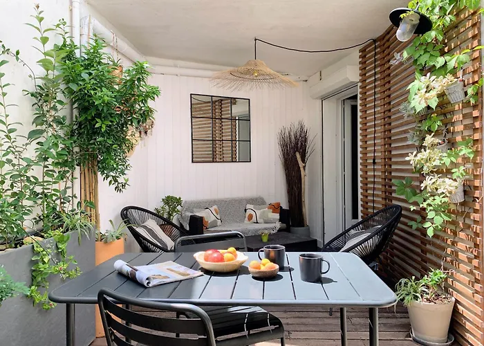 Chic - La Terrasse Bazille Lejlighed *